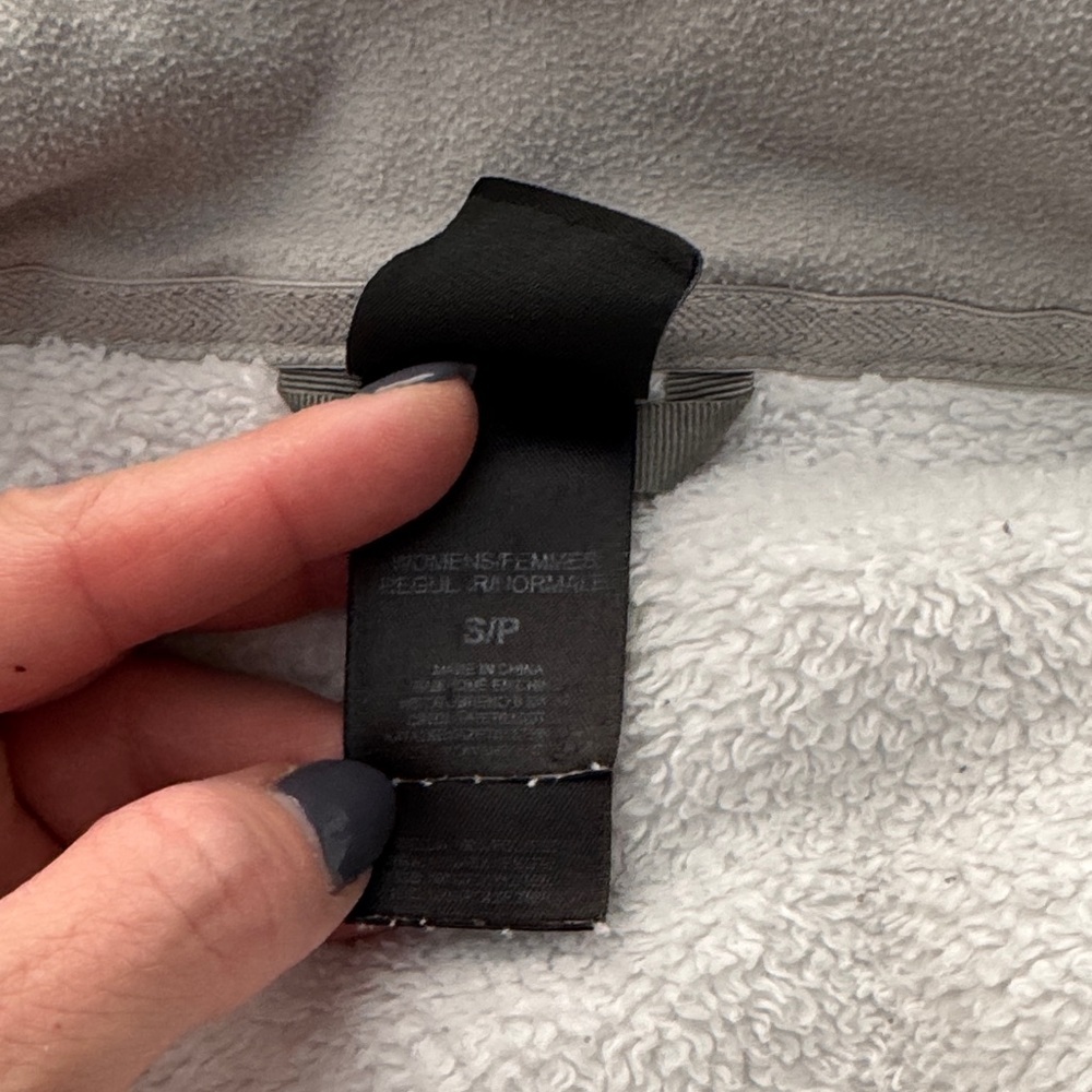 🧥🤍 Women’s The North Face Fleece Jacket, Size Small - Picture 12 of 13